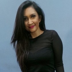 Nafa Urbach Berharap Cuma Punya Dua Anak