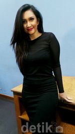 Nafa Urbach Eksis Lagi