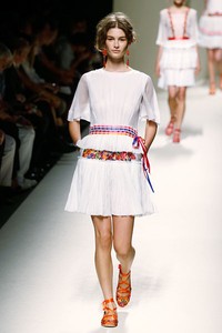 Alberta Ferretti, Spring/Summer 2014. (Photo by Andreas Rentz/Getty Images)