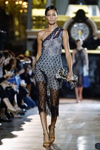 Stella McCartney. Spring/Summer 2014. Paris Fashion Week 2014. [Photo by Pascal Le Segretain/Getty Images]