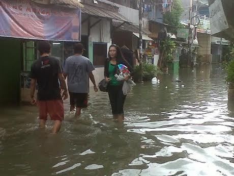 Banjir Sepekan, Karet Tengsin Masih Tergenang 40 Cm