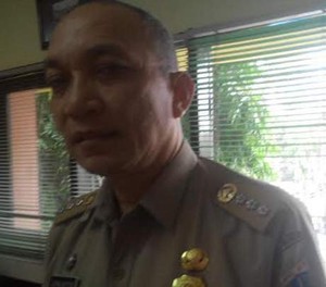 Camat Kelapa Gading Curhat Soal Kelakuan Warganya Saat Banjir