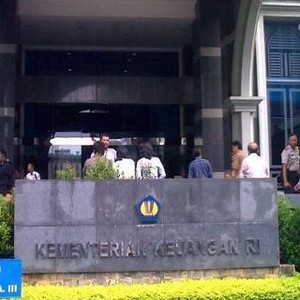 Freeport dan Newmont Tak Kebal Larangan Ekspor Tambang Mentah