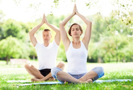 Patut Dicoba! Pose-pose Yoga yang Bisa Tingkatkan Kemampuan Seks