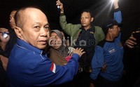 Syarief dan istrinya datang sekitar pukul 21.30 WIB.     