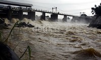 Kondisi air di Bendung Katulampa berstatus Siaga IV. Lamhot Aritonang/detikFoto.