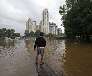 Banjir Bikin Harga Sayuran Meroket