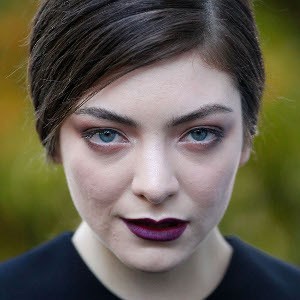 Lorde, Si Feminis Aneh yang Benci Wawancara