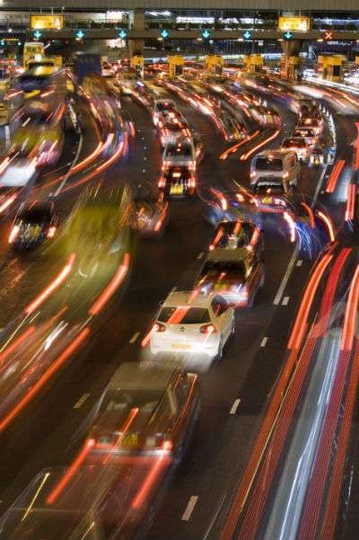 Waspada Bahaya Yang Terjadi Pada Mesin Anda Di Kala Lalu Lintas Macet