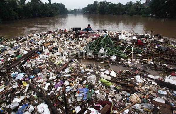 Firdaus Ali: Jangan Berharap Banyak Pada Ciliwung-Cisadane Firdaus Ali: Jangan Berharap Banyak Pada Ciliwung-Cisadane