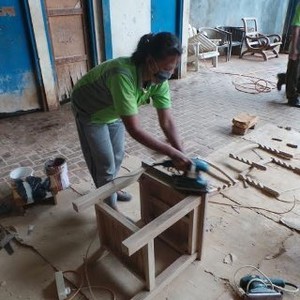 Industri Furnitur RI Ogah Pakai Pakai Kayu Legal Karena Mahal