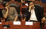 MK Putuskan Pemilu Serentak di 2019