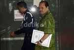Sutan Bhatoegana Penuhi Panggilan KPK