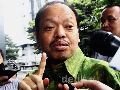 Sutan Bhatoegana Penuhi Panggilan KPK