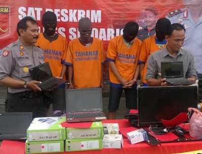 Enam Spesialis Pembobol Ruko Diringkus