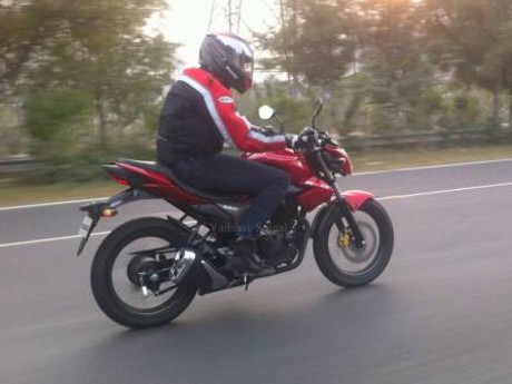 Lawan V-Ixion dan CB150R dari Suzuki Tertangkap Kamera