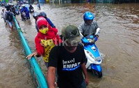 Pada hari Selasa (22/1) lalu, Jalan KH Abdullah Syafei dibuka karena sudah mengering. Karena kali Ciliwung kembali meluap jalan ini kembali tergenang.