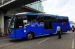 Jokowi Resmikan Bus APTB Cikarang-Kalideres