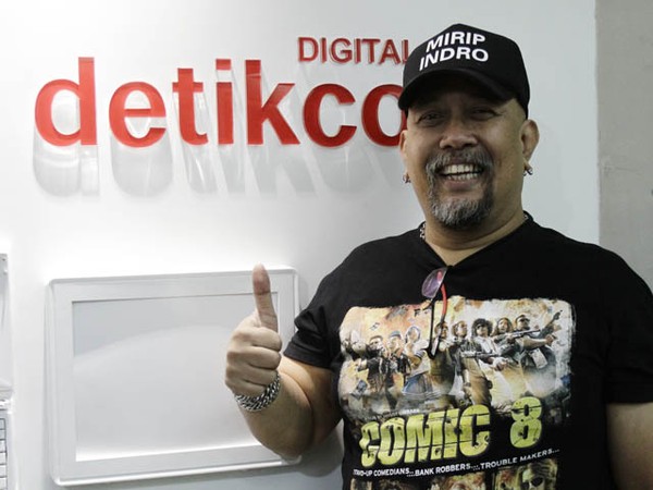 Indro Warkop dan Nirina Zubir Promosi Film Comic 8
