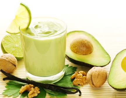 Bangkitkan Gairah Seks dengan Smoothies Pisang dan Alpukat yang Enak
