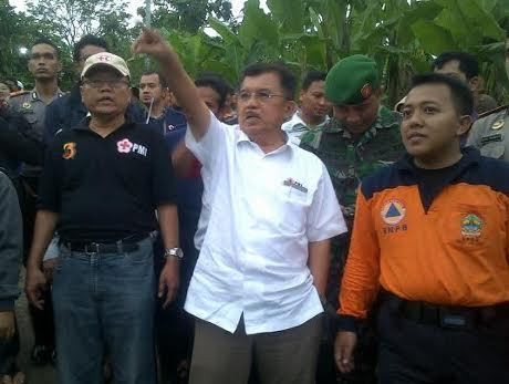 JK Mengimbau Korban Rumah Ambles di Semarang Agar Direlokasi