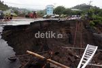 Jalan Ringroad Citraland Kota Manado Longsor