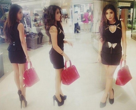 Katta dumbali va kalta sochli ayollar