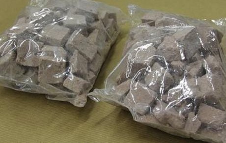 Wanita Malaysia Kepergok Selundupkan Heroin di Celana Dalam