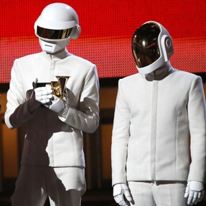 Daft Punk Tambah Koleksi Piala Lewat Record of the Year