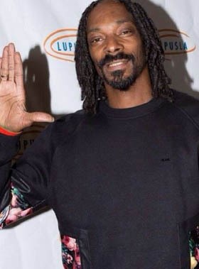 Merokok di Kamar Hotel, Snoop Dogg Didatangi Pemadam Kebakaran
