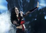 Katy Perry Membara di Panggung Grammy 2014