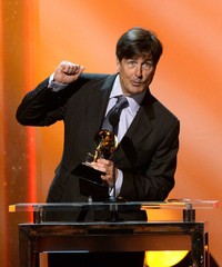 Thomas Newman sukses memenangkan penghargaan Best Score Soundtrack for Visual Media untuk film 'Skyfall' yang juga sukses mengalahkan Alexandre Desplat untuk 'Argo' dan 'Zero Dark Thirty'. Kevork Djansezian/Getty Images/AFP.