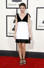 Suasana Glamor Red Carpet Grammy 2014 (1)