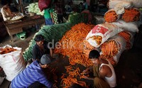 Berangsur-angsur, pasukan sayuran di sejumlah pasar tradisional mulai membaik.