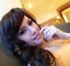 Kemana Memory Card Handphone Sisca Yofie?