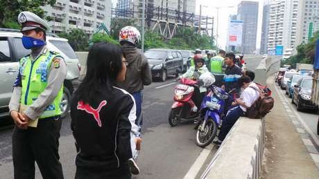 Belum 1 Jam, Puluhan Motor, Mobil Box dan Bajaj Kena Razia di JLNT