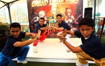 Gamer dijanjikan bakal menemui full action gameplay, character customization, relic hunting, job change, fisihing, golbin slot machine, duel & arena, mount, gem & avatar combine.     