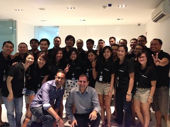 Seluruh aplikasi yang ada di BlackBerry World merupakan salah satu ekosistem bisnis yang dijaga baik-baik oleh BlackBerry. Divisi ini kini ada di bawah kendali Martyn Mallick, Vice President Global Alliances & BlackBerry Ecosystem.