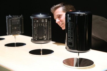 Apple juga baru saja memperkenalkan Mac Pro versi terbaru. (kredit foto: business insider)
