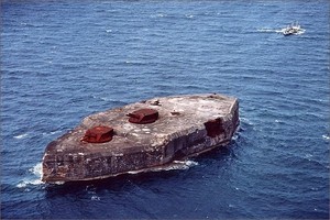 Kapal Perang? Bukan, Ini Pulau di Filipina