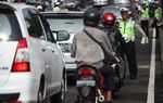 Para Bikers Tetap Nekat Masuk JLNT