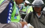 Para Bikers Tetap Nekat Masuk JLNT
