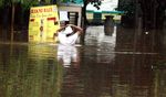 Jalan Jatibening Terendam Banjir