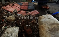 Conblock tidak dipasang dengan benar.