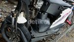 Tabrakan di JLNT, Beat dan Honda City Ringsek