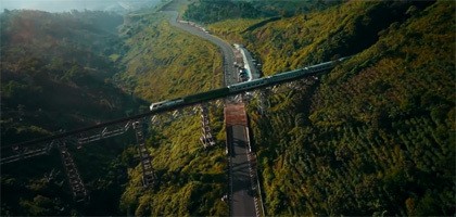Sinematografi Cantik dalam Trailer Film Retak Gading