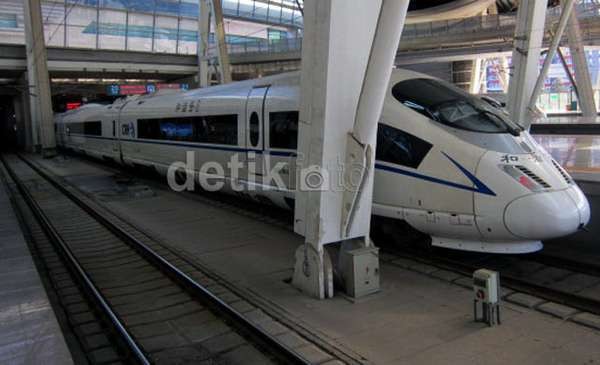Pemerintah Rancang Kereta Super Cepat, Jakarta-Bandung Cuma 37 Menit