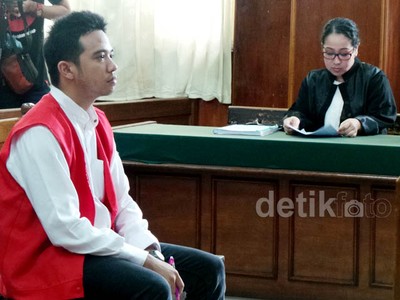 Roby Geisha Jalani Sidang Perdana
