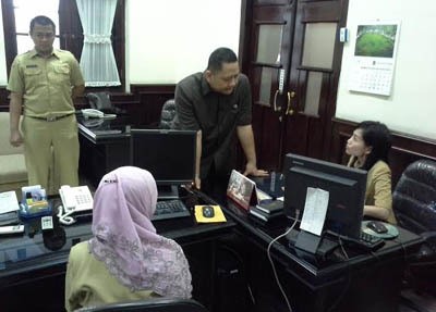 Hari Pertama Ngantor di Balaikota, Wawali Whisnu Gagal Bertemu Walikota