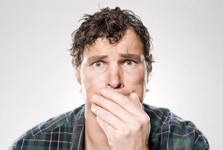 Bukan Santet, Muntah Darah Bisa karena Interaksi Jahe dan Aspirin